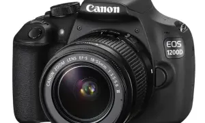 Lustrzanki Canon: Przewodnik po modelach, technologiach i wyborze