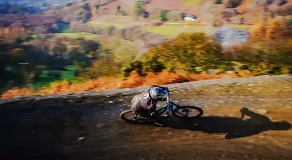 Obiektyw 80-200mm: Sekrety portretu, sportu i przyrody