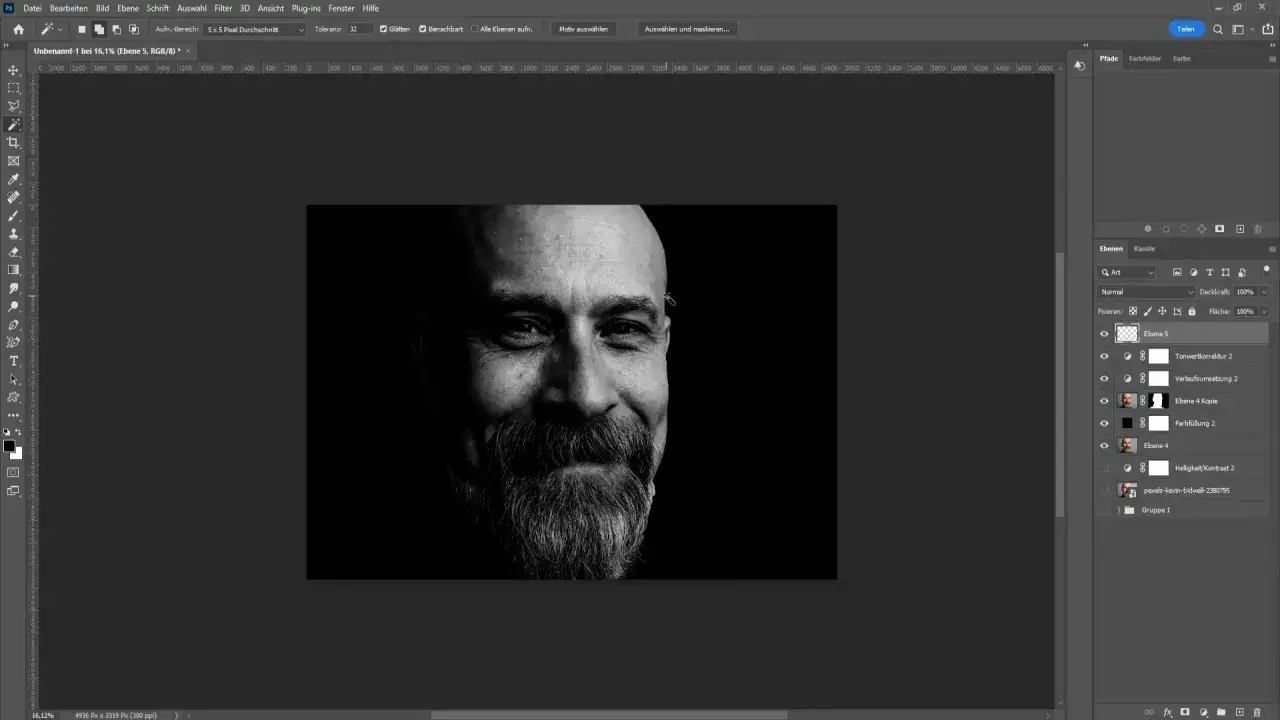 Zdjęcie Jak rozjaśnić ciemne zdjęcie w Photoshopie? Prosty poradnik krok po kroku