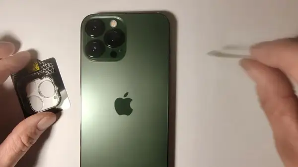 Jak zdjąć szkło z aparatu iPhone? Poradnik krok po kroku
