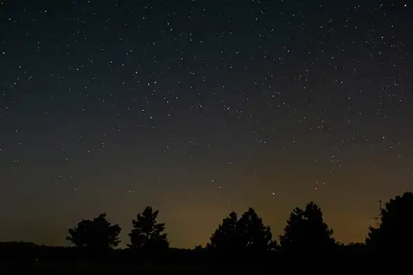 Astrofotografia smartfonem: Jak zrobić zdjęcie gwiazd krok po kroku